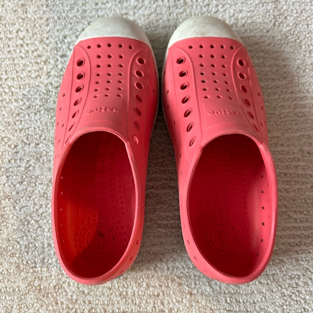 COPY - Girls Pink Natives